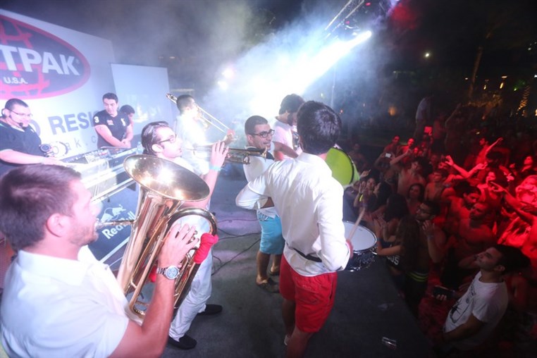 Lebanon Largest FOAM Party 3 (3)